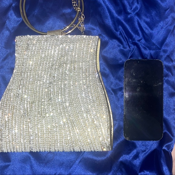 Meghan Rhinestones Handbag Gold Clutch with Gold Ring Handle - Picture 9 of 9